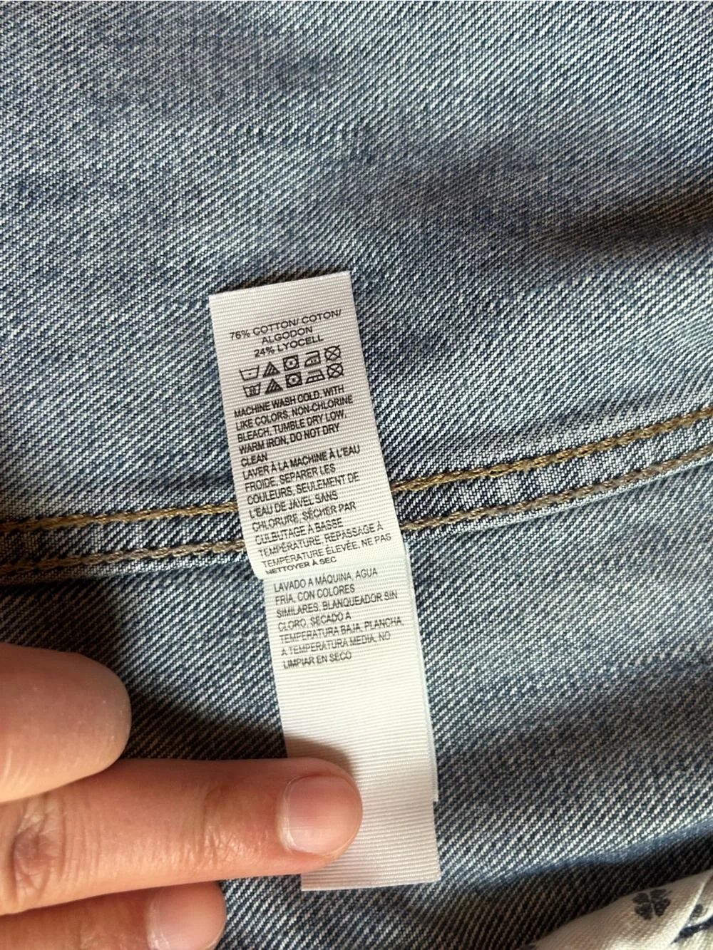Lucky Brand Faded Blue Denim Jean Jacket with Raw Hem - Picture 8 of 10